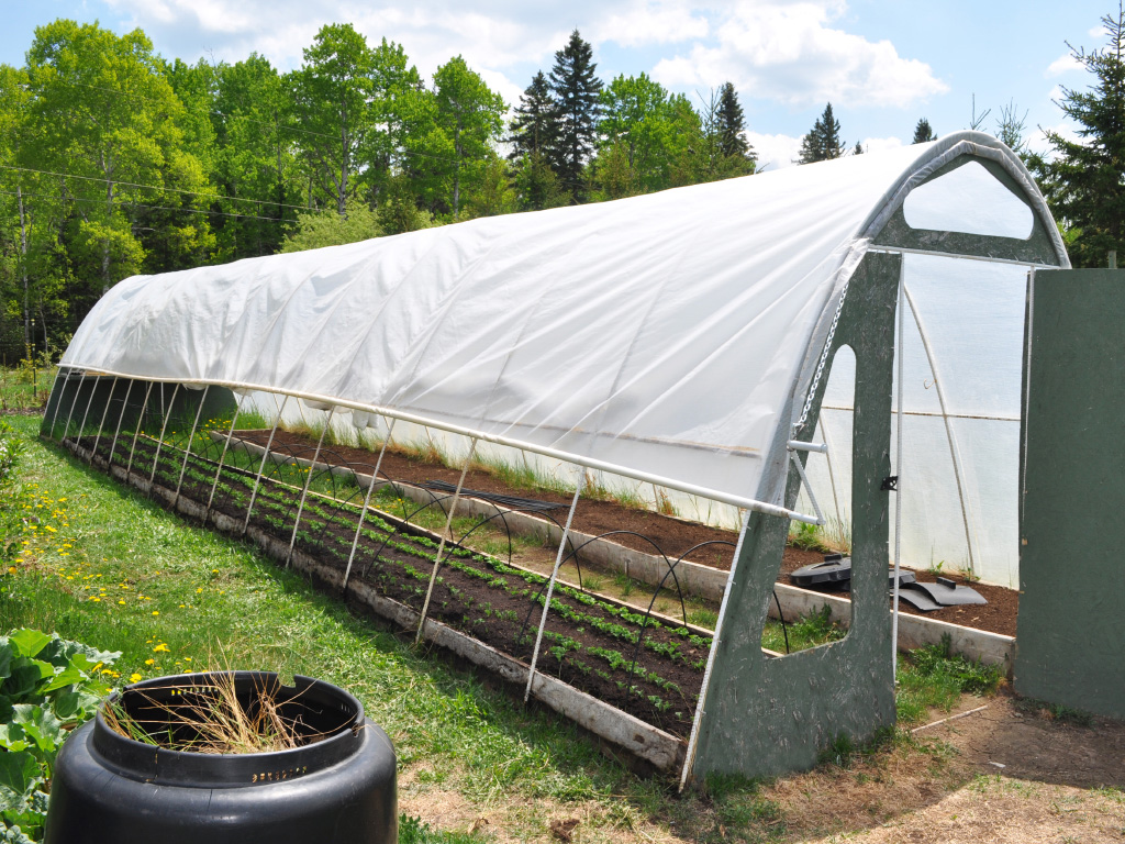 Modular Rebar GreenHouse - side venting